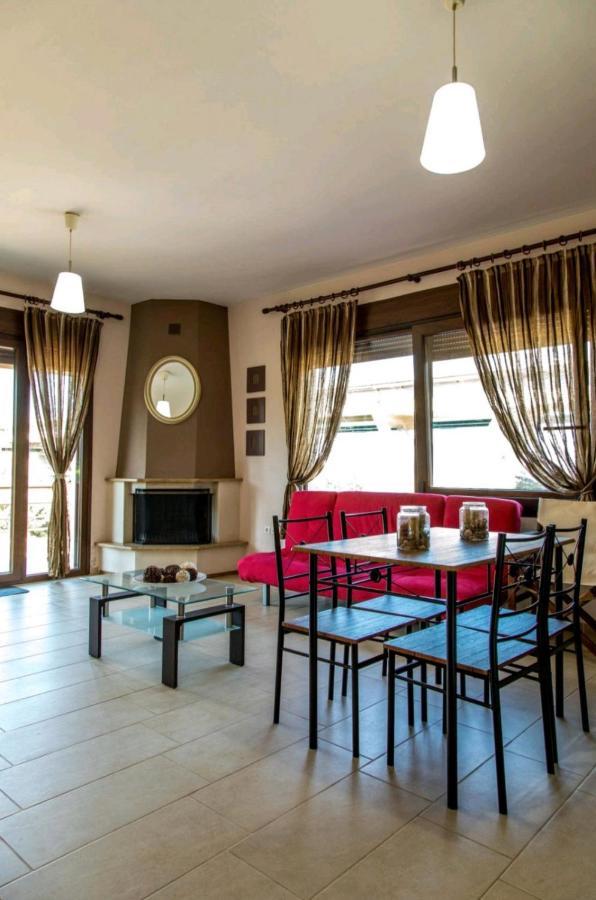 Canal Luxury Apartments Nea Poteidaia Exteriér fotografie