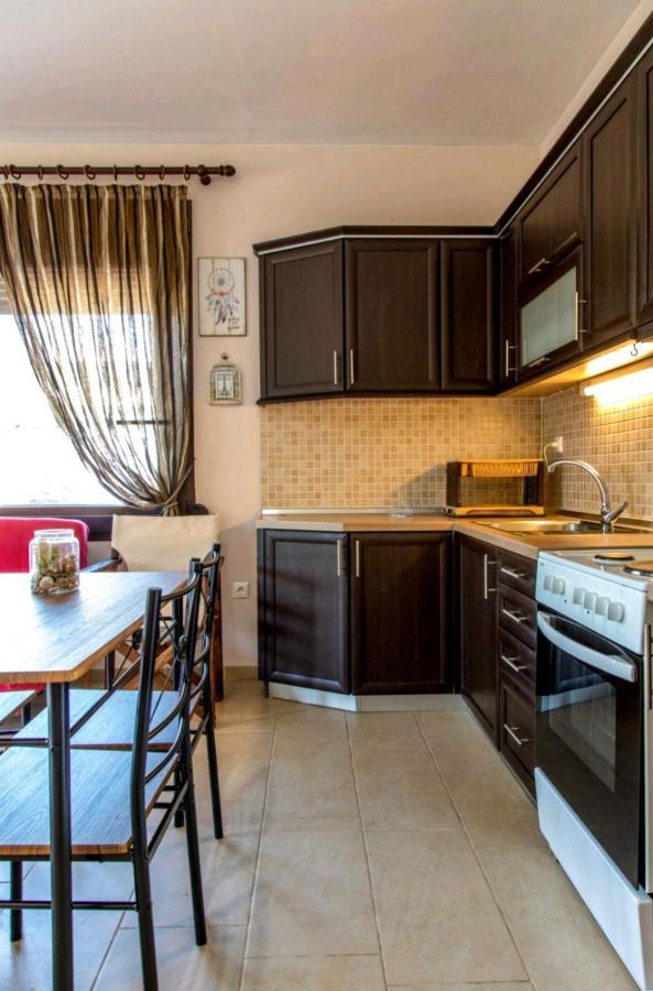 Canal Luxury Apartments Nea Poteidaia Exteriér fotografie